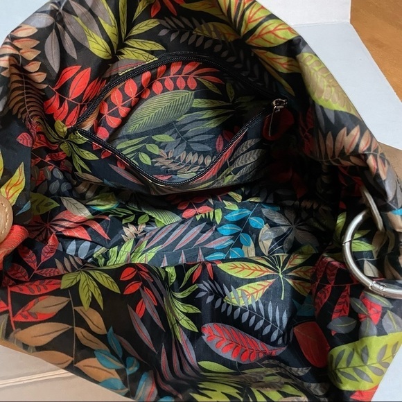 espe Vegan Leather Large Crossbody Satchel, Hobo Bag, Botanical Interior. - Picture 14 of 16